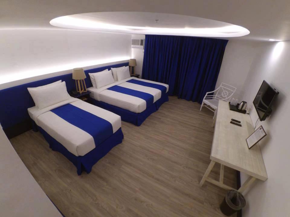 אילוילו Gt Hotel Jaro מראה חיצוני תמונה